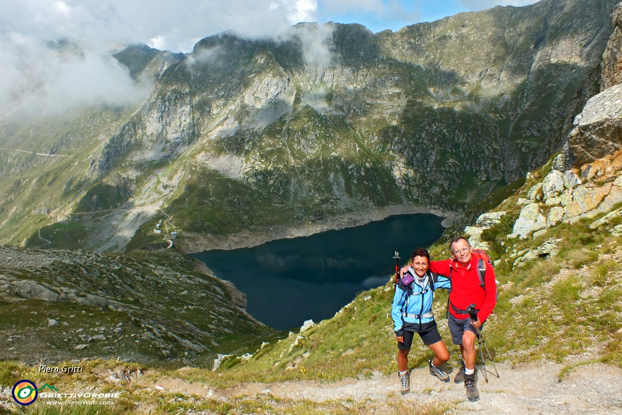 56 Dal Passo della Selletta il Lago del Diavolo....JPG